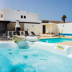Maday Villa Playa Blanca (Lanzarote)